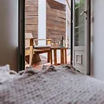 19 Tile Ceramic Concept - By Unlock Affittacamere Caldas Da Rainha