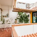19 Tile Ceramic Concept - By Unlock Affittacamere Caldas Da Rainha