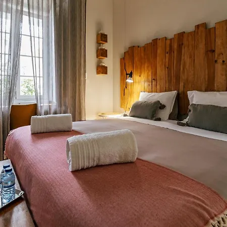 19 Tile Ceramic Concept - By Unlock Guest house Caldas Da Rainha