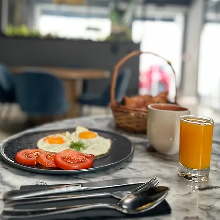 19 Tile Ceramic Concept - By Unlock Pensionat