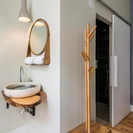 Guest house 19 Tile Ceramic Concept - By Unlock Caldas Da Rainha