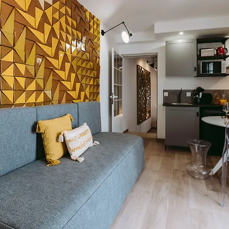 19 Tile Ceramic Concept - By Unlock Pensionat Caldas Da Rainha