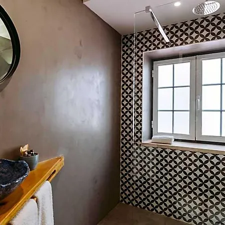 19 Tile Ceramic Concept - By Unlock קלדס דה ריינה