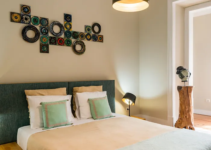 Guest house 19 Tile Ceramic Concept - By Unlock Caldas Da Rainha