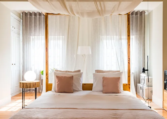 19 Tile Ceramic Concept - By Unlock Caldas Da Rainha