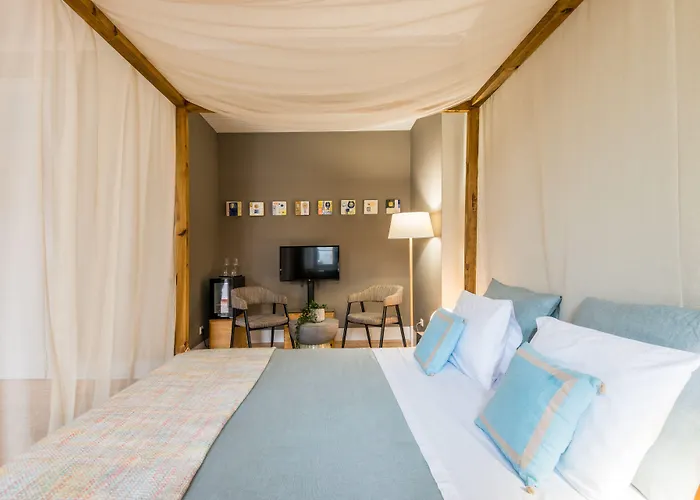 19 Tile Ceramic Concept - By Unlock Guest house 4*