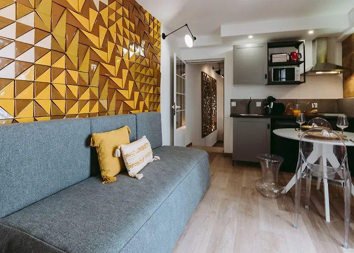 19 Tile Ceramic Concept - By Unlock Guest house Caldas Da Rainha