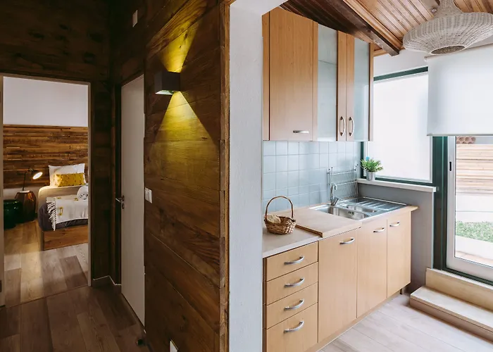 Guest house 19 Tile Ceramic Concept - By Unlock